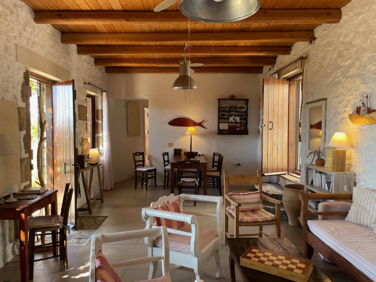 Villa La Familia Maison Traditionnelle Plakias Dış mekan fotoğraf